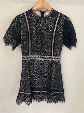Hailey & Co Black Geometric Lace Mini Dress Nude Lining Keyhole Back Small